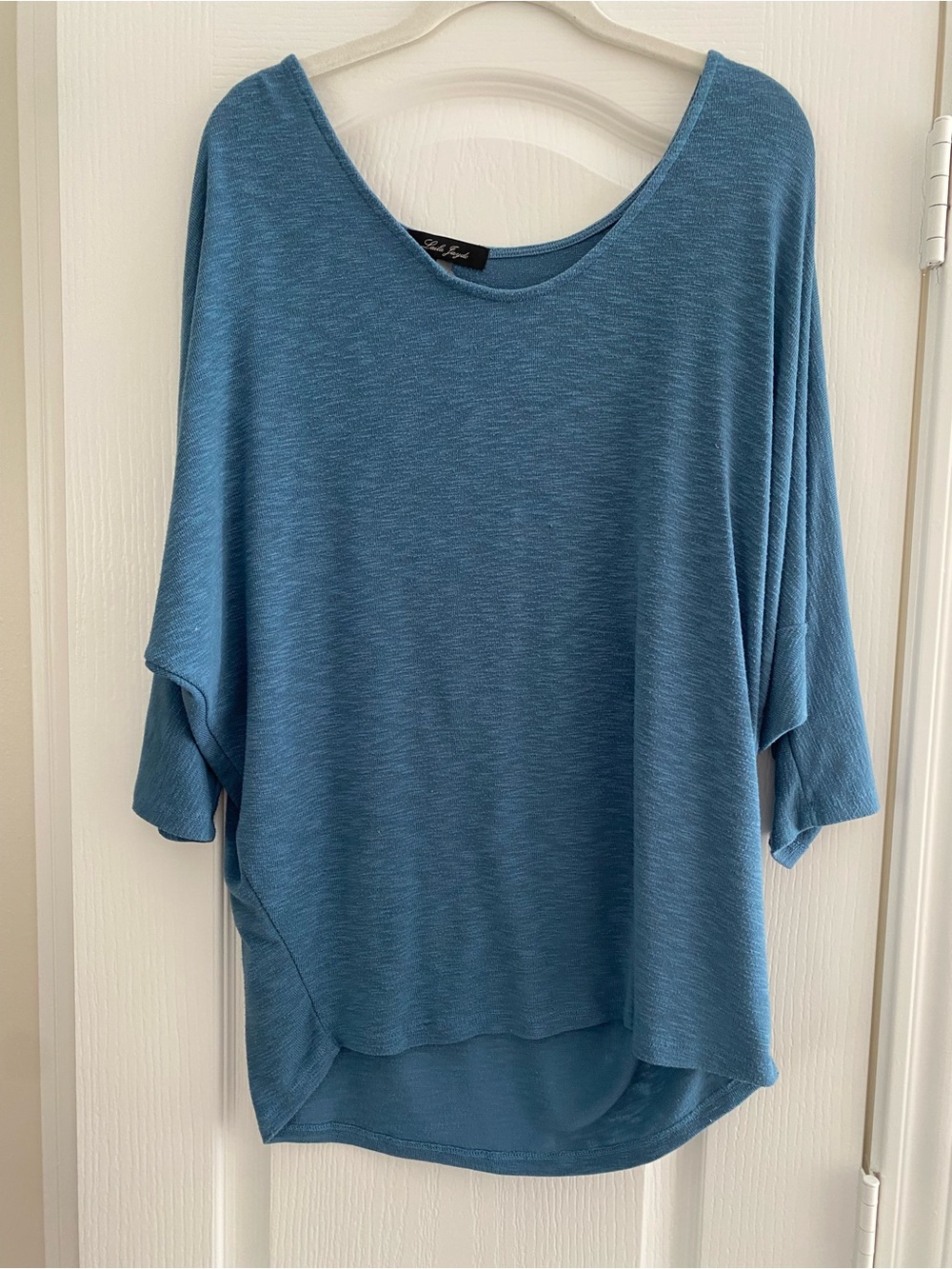 Laila Jayde Heathered Blue Scoop Neck Dolman Top